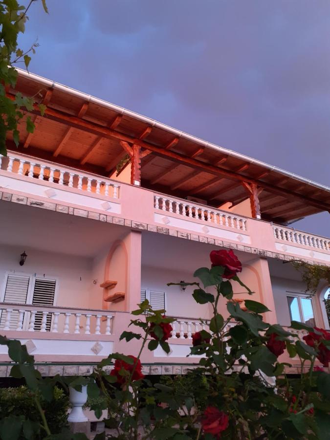 Apartments Balen Barbat na Rabu ภายนอก รูปภาพ